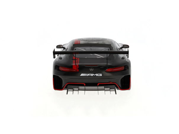 MODEL 1:18 AMG GT3