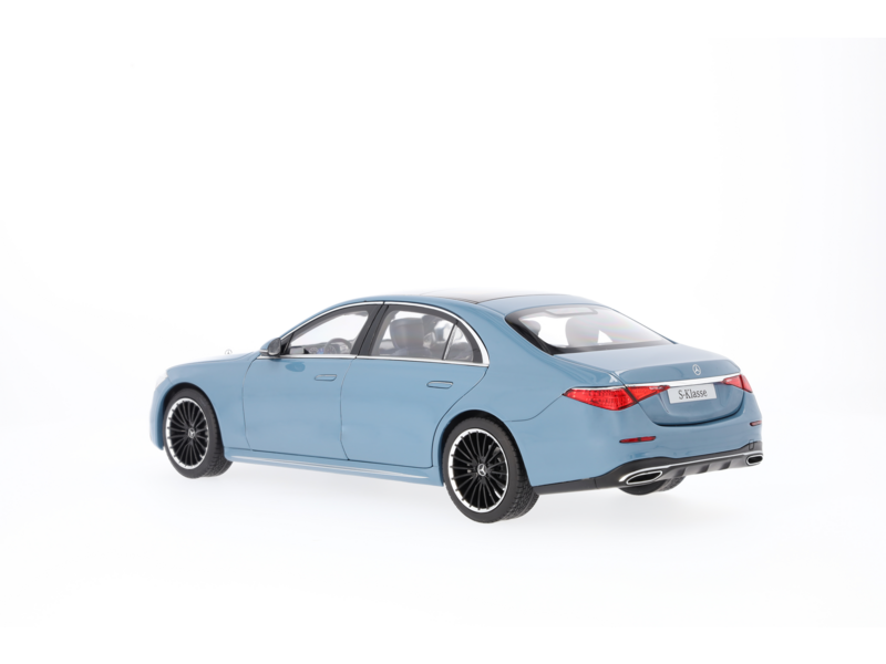 MODEL 1:18 S KLASA V223