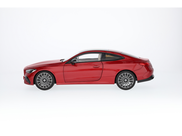 MODEL 1:18 CLE AMG Line C236 