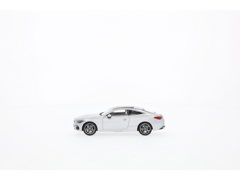 MODEL 1:43 CLE COUPE C236